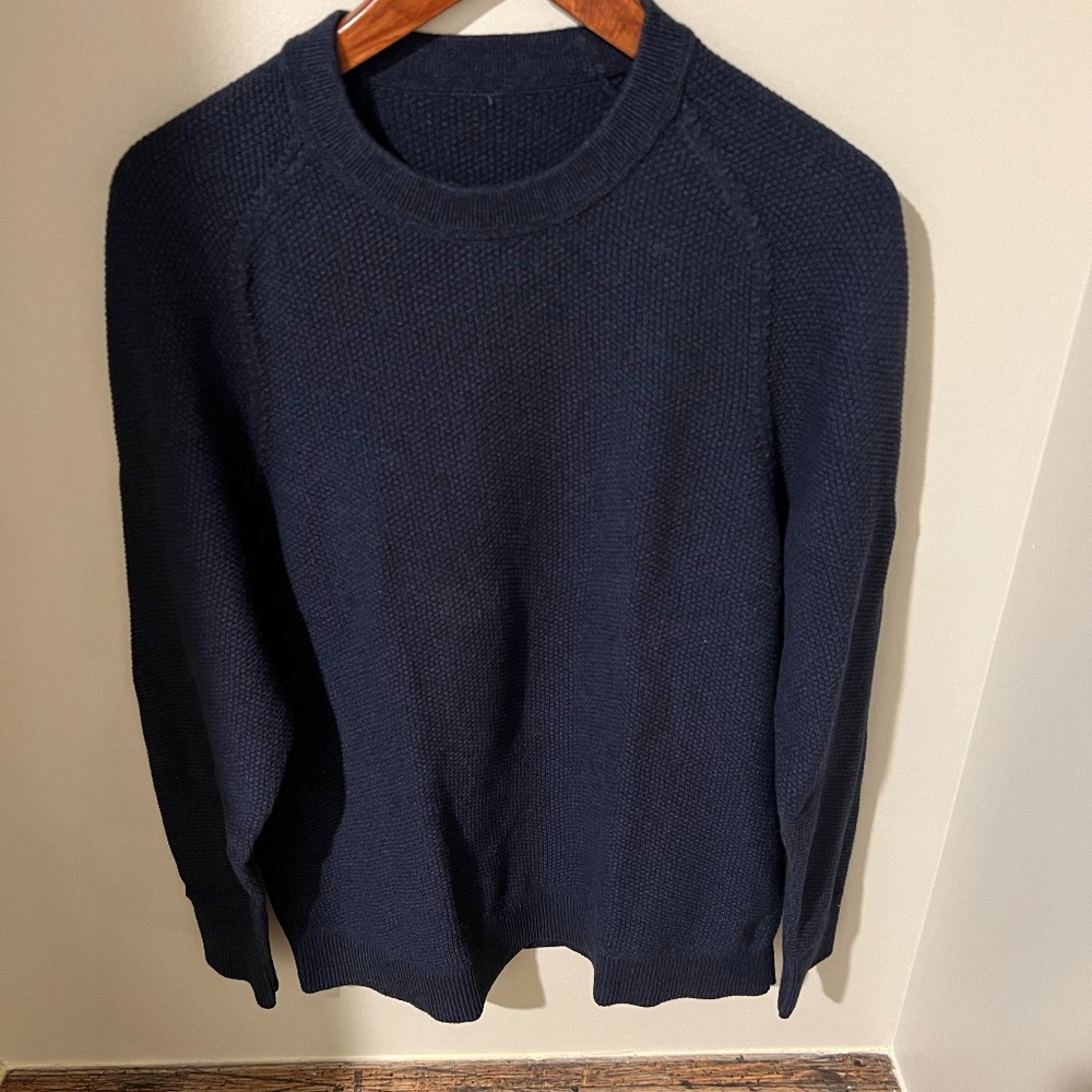 Lululemon Sweater Navy Medium